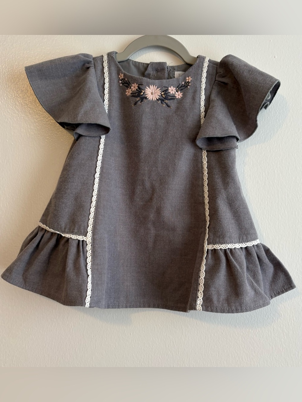 Tahari Gray Floral-Embroidered Ruffle Sleeve Kids Dress with Gold Buttons 12m